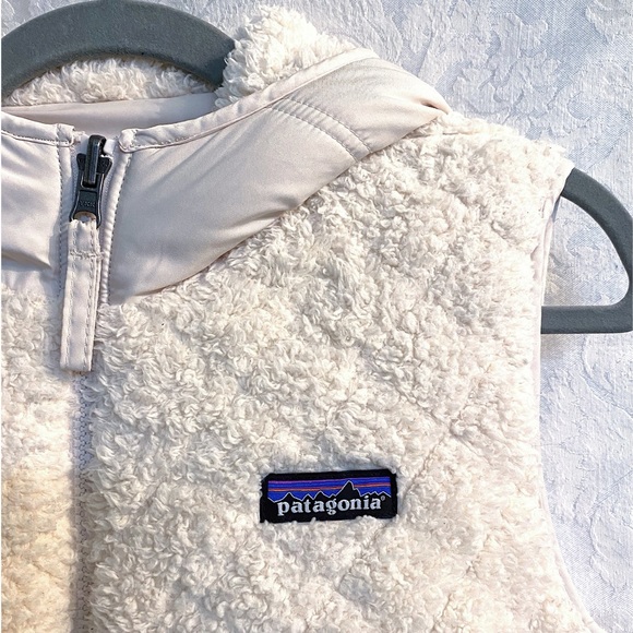 Patagonia Women’s Los Gatos Hooded Reversible Vest Size L (See Description) EUC - Picture 4 of 12